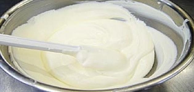 طريقة تحضير جبنة الدهن الكريمية بسهولة