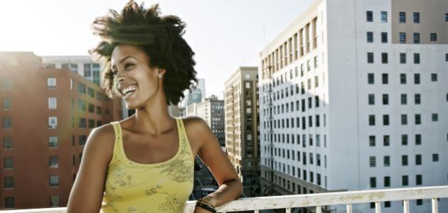 فوائد فيتامين د للبشرة وصحتها العامة